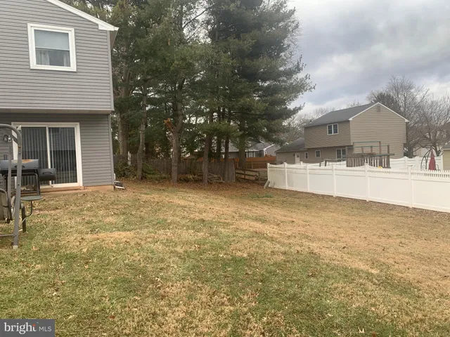 a house view with a outdoor space