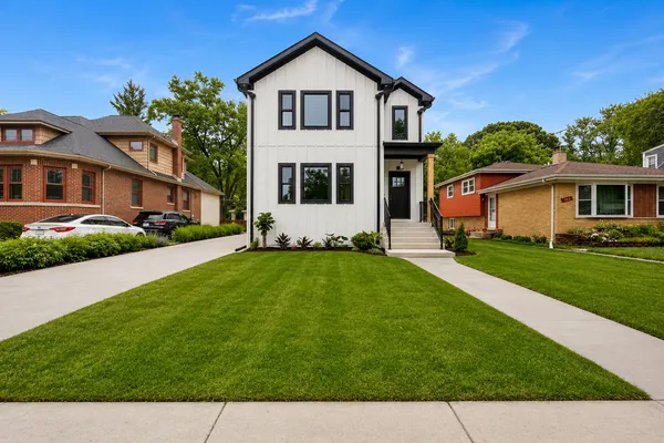 $899,000 | 218 North Park Avenue, Lombard, IL 60148