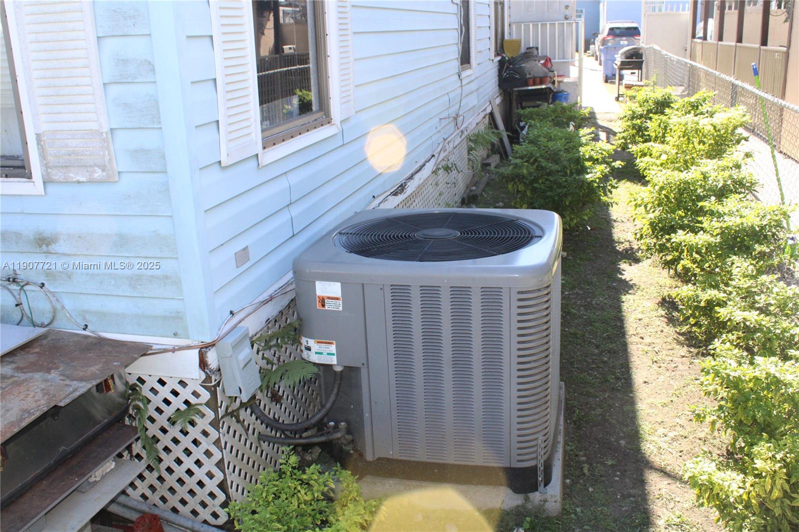 12841 Southwest 12th Terrace Miami, FL 33184 - Photo 8 of 16 a front view of a house