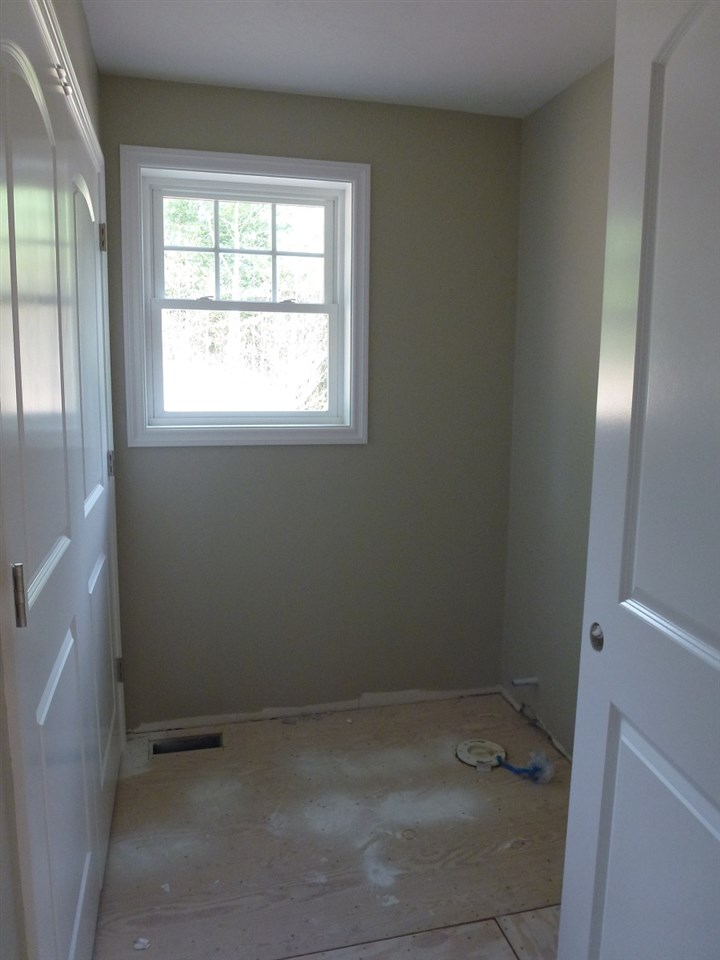 88 Adams Road, Unit 901 Londonderry, NH 03053 - Photo 16 of 30 Gallery Image 16