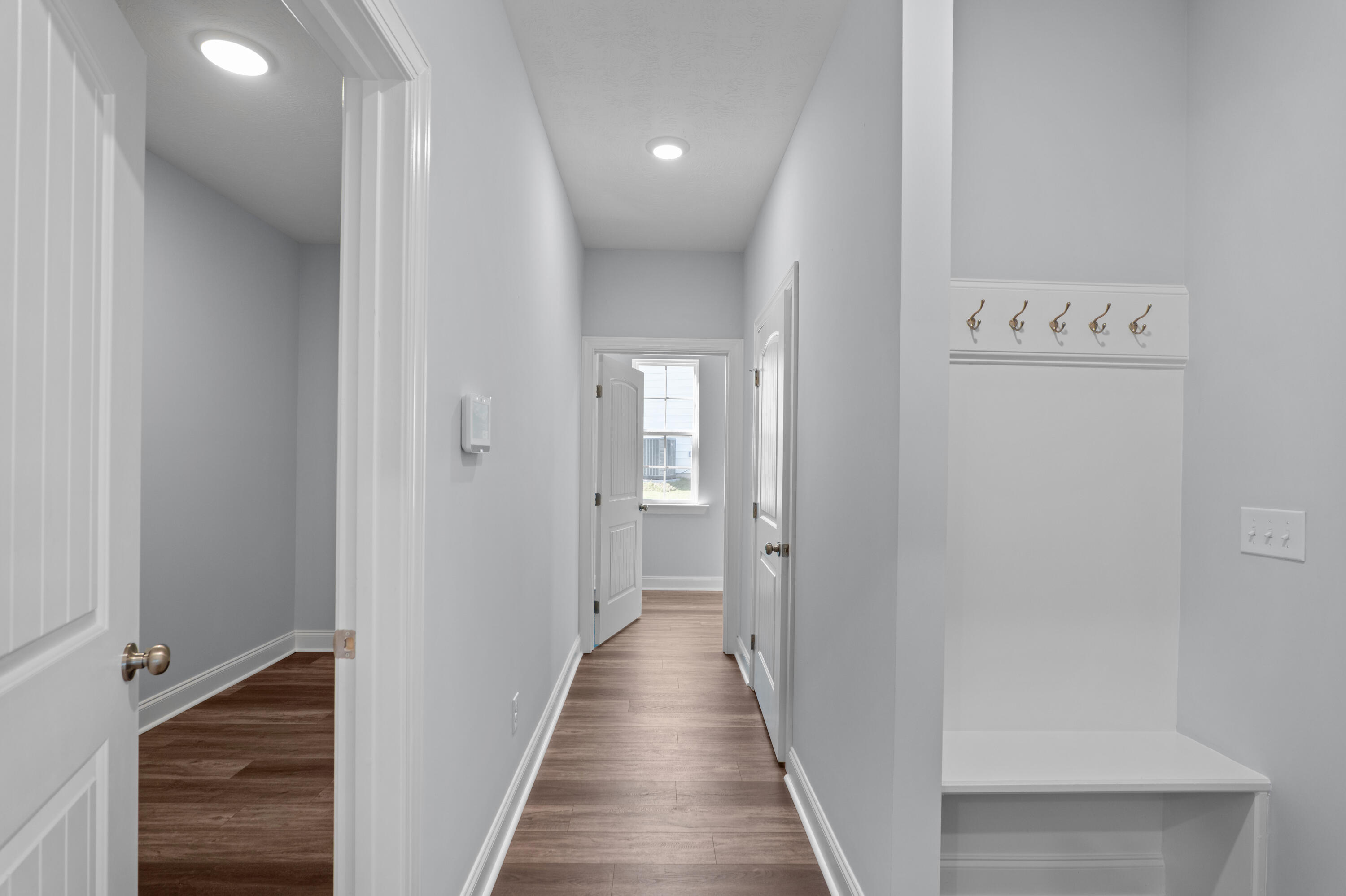 1257 Elbron Drive Augusta, GA 30909 - Photo 21 of 47 Garage/utility hallway