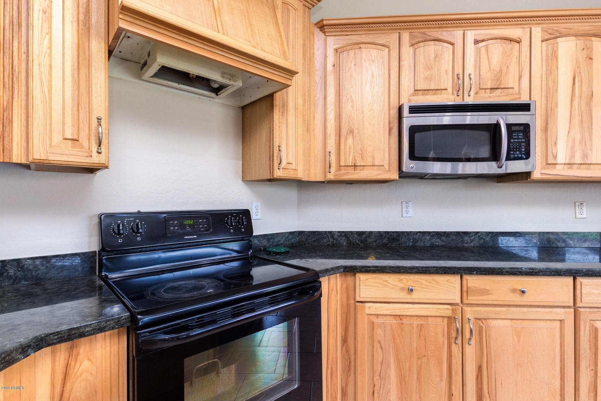 15082 West Bloomfield Road Surprise, AZ 85379 - Photo 12 of 37 0021-Bloomfield - 15082 (21)