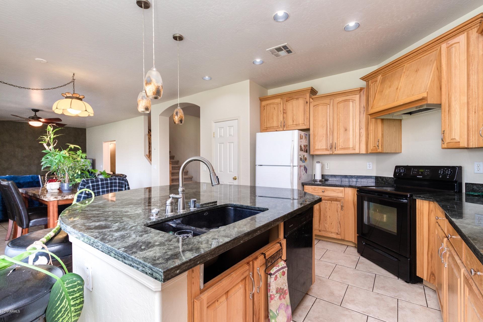 15082 West Bloomfield Road Surprise, AZ 85379 - Photo 13 of 37 0022-Bloomfield - 15082 (22)