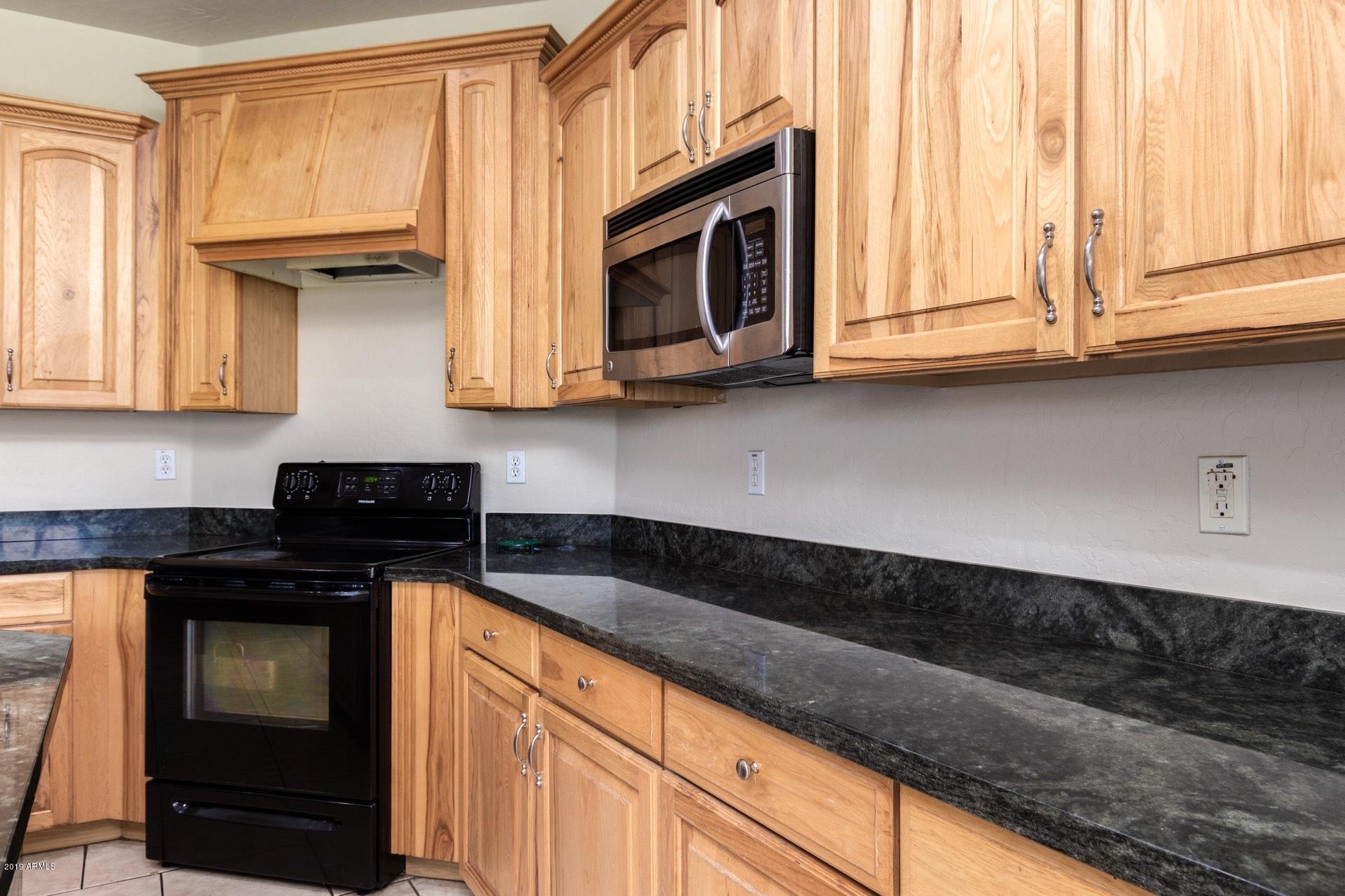 15082 West Bloomfield Road Surprise, AZ 85379 - Photo 10 of 37 0024-Bloomfield - 15082 (23)
