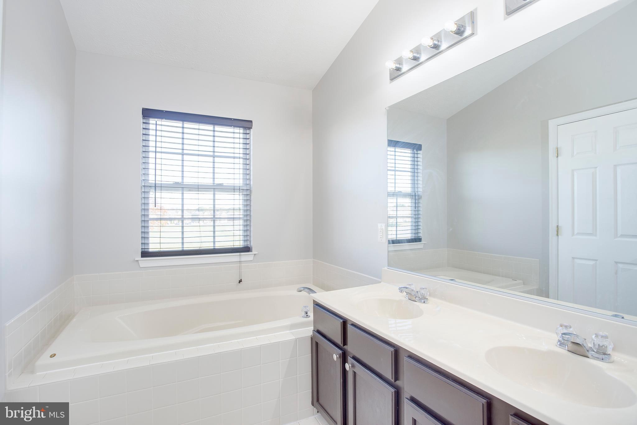 888 Lowe Road Baltimore, MD 21220 - Photo 19 of 23