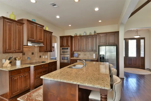 $797,000 | 901 North Falls Drive, New Ulm, TX 78950