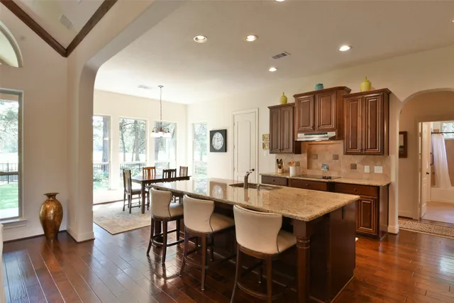 $797,000 | 901 North Falls Drive, New Ulm, TX 78950