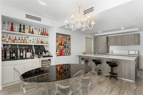 $6,800 | 801 South Miami Avenue, Unit 3310, Miami, FL 33131