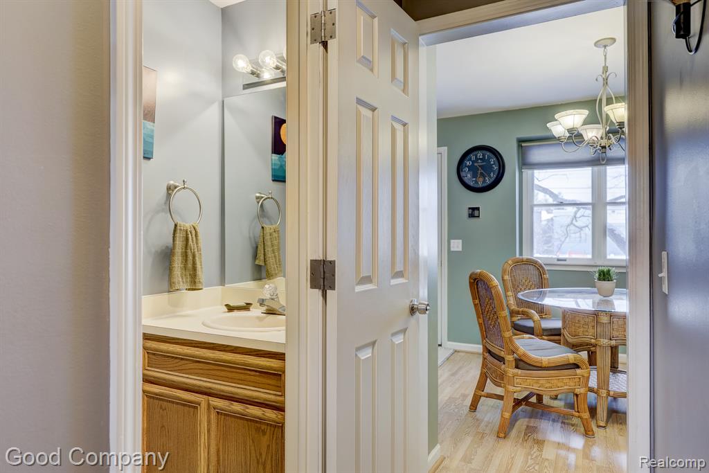 4408 Rochester Road Royal Oak, MI 48073 - Photo 19 of 50