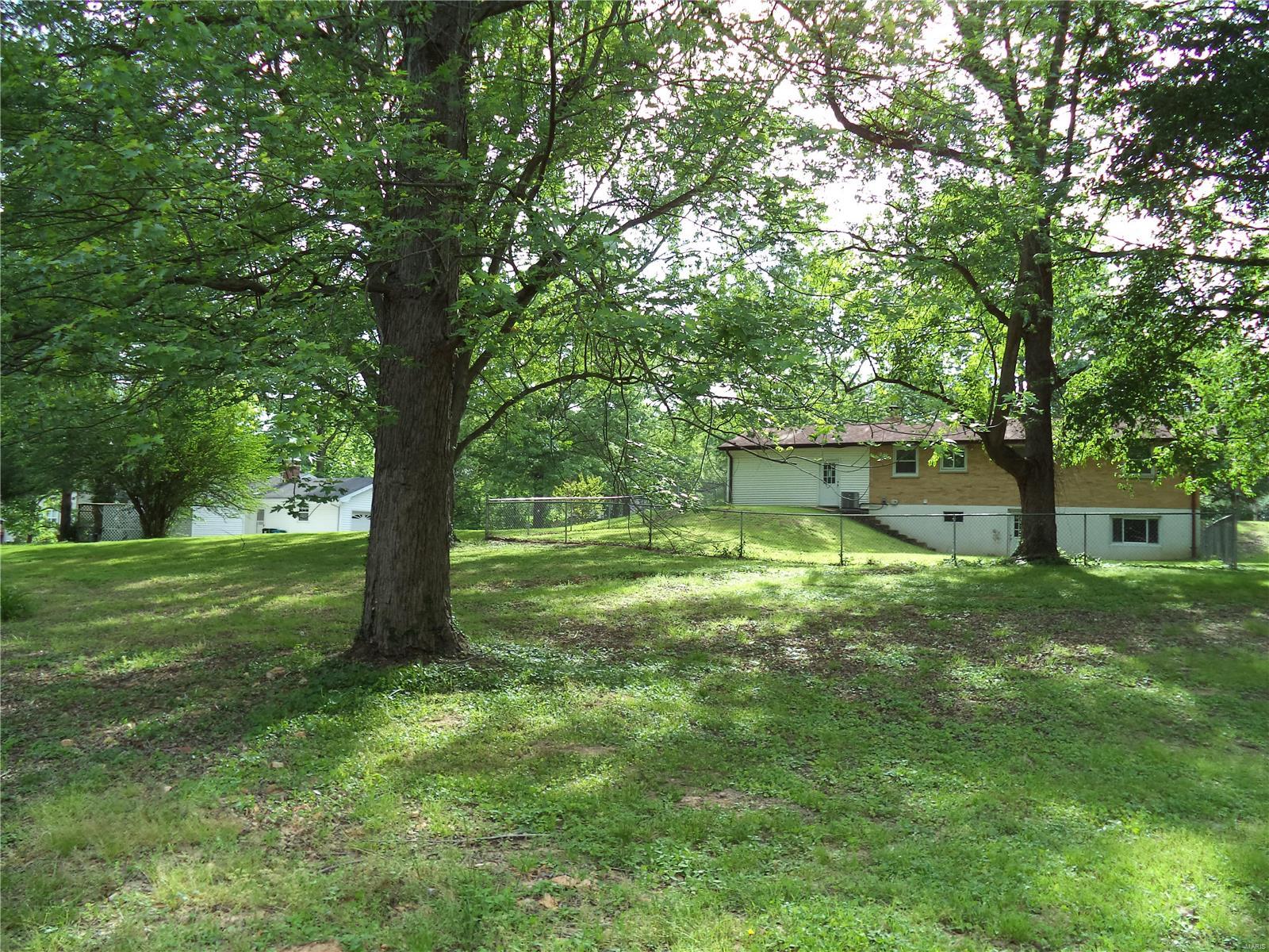 5620 Kerth Road St. Louis, MO 63128 - Photo 16 of 18 Gallery Image 16