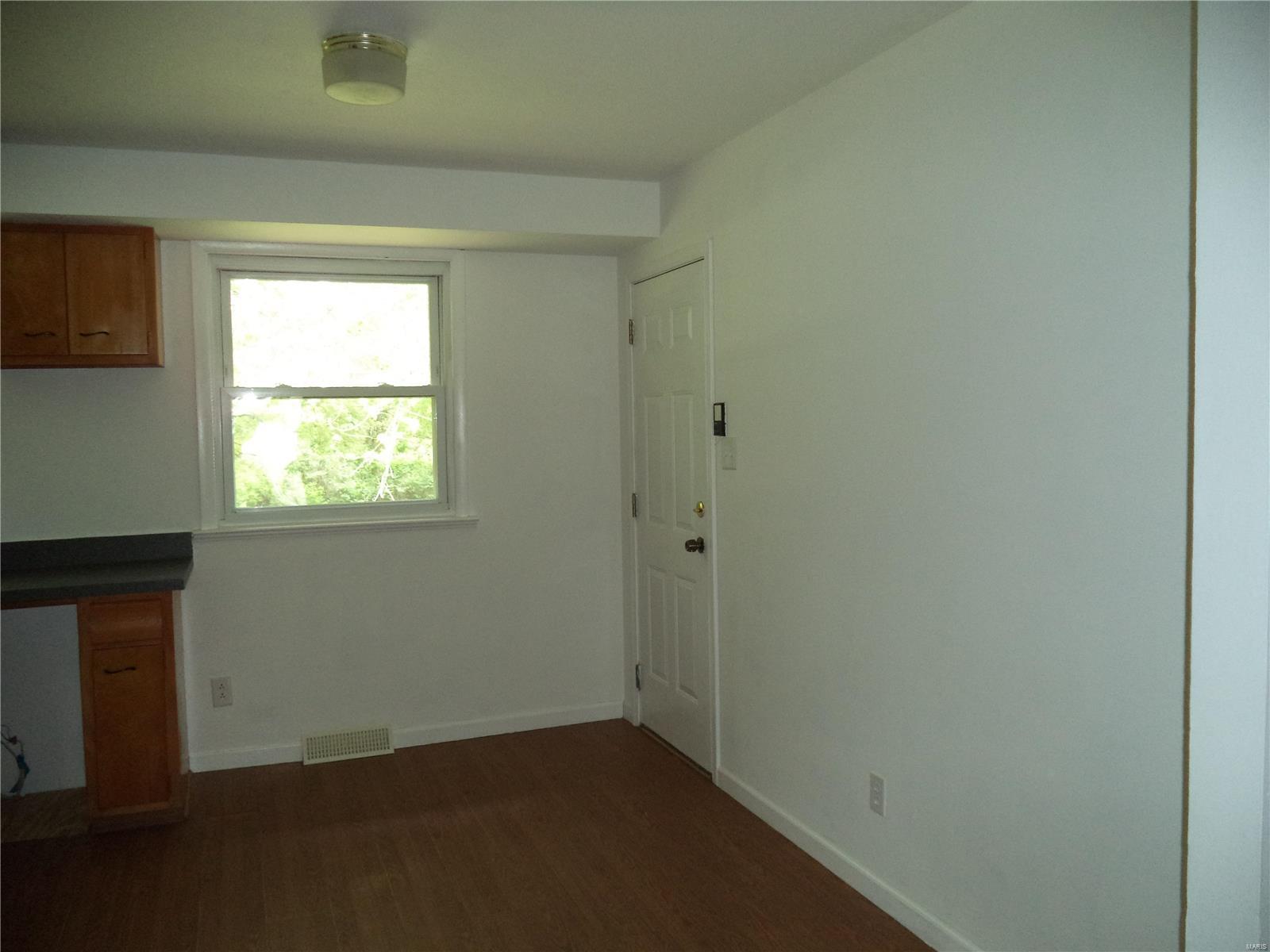 5620 Kerth Road St. Louis, MO 63128 - Photo 5 of 18 Gallery Image 5