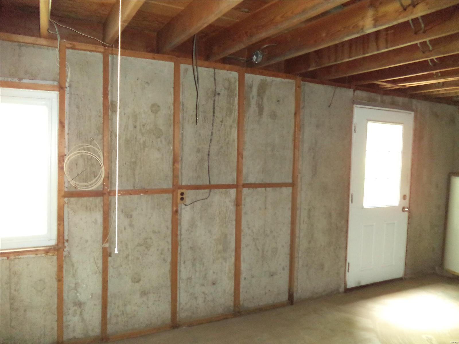 5620 Kerth Road St. Louis, MO 63128 - Photo 10 of 18 Gallery Image 10