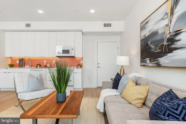 $1,495 | 1141 North Front Street, Unit 407, Philadelphia, PA 19123