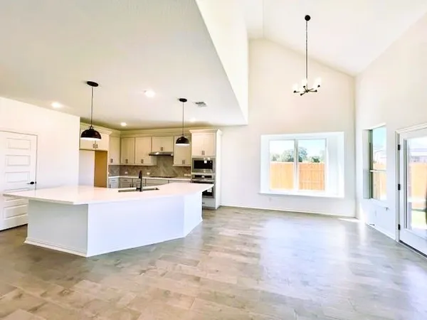 $3,250 | 608 Breeze Hollow Lane, Georgetown, TX 78628