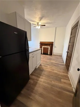 $1,350 | 245 South Millvale Avenue, Unit 3, Pittsburgh, PA 15224