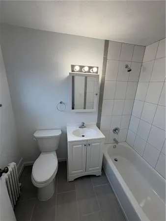 $1,350 | 245 South Millvale Avenue, Unit 3, Pittsburgh, PA 15224