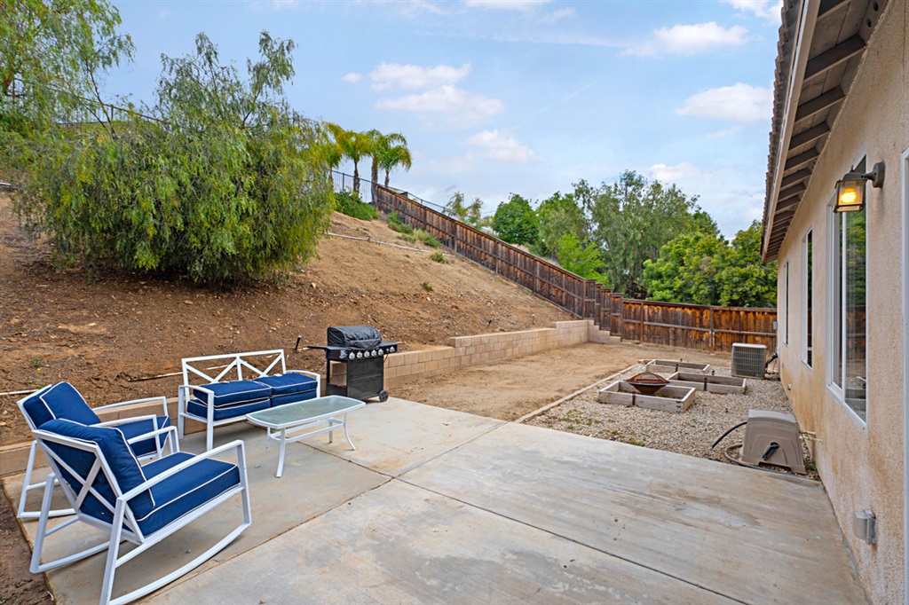 24908 Springbrook Way Menifee, CA 92584 - Photo 7 of 24
