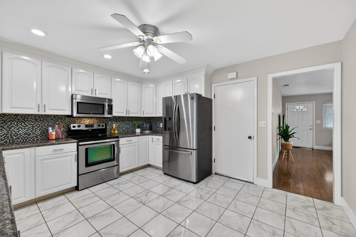 5027-5029 Williams Road San Jose, CA 95129 - Photo 13 of 40