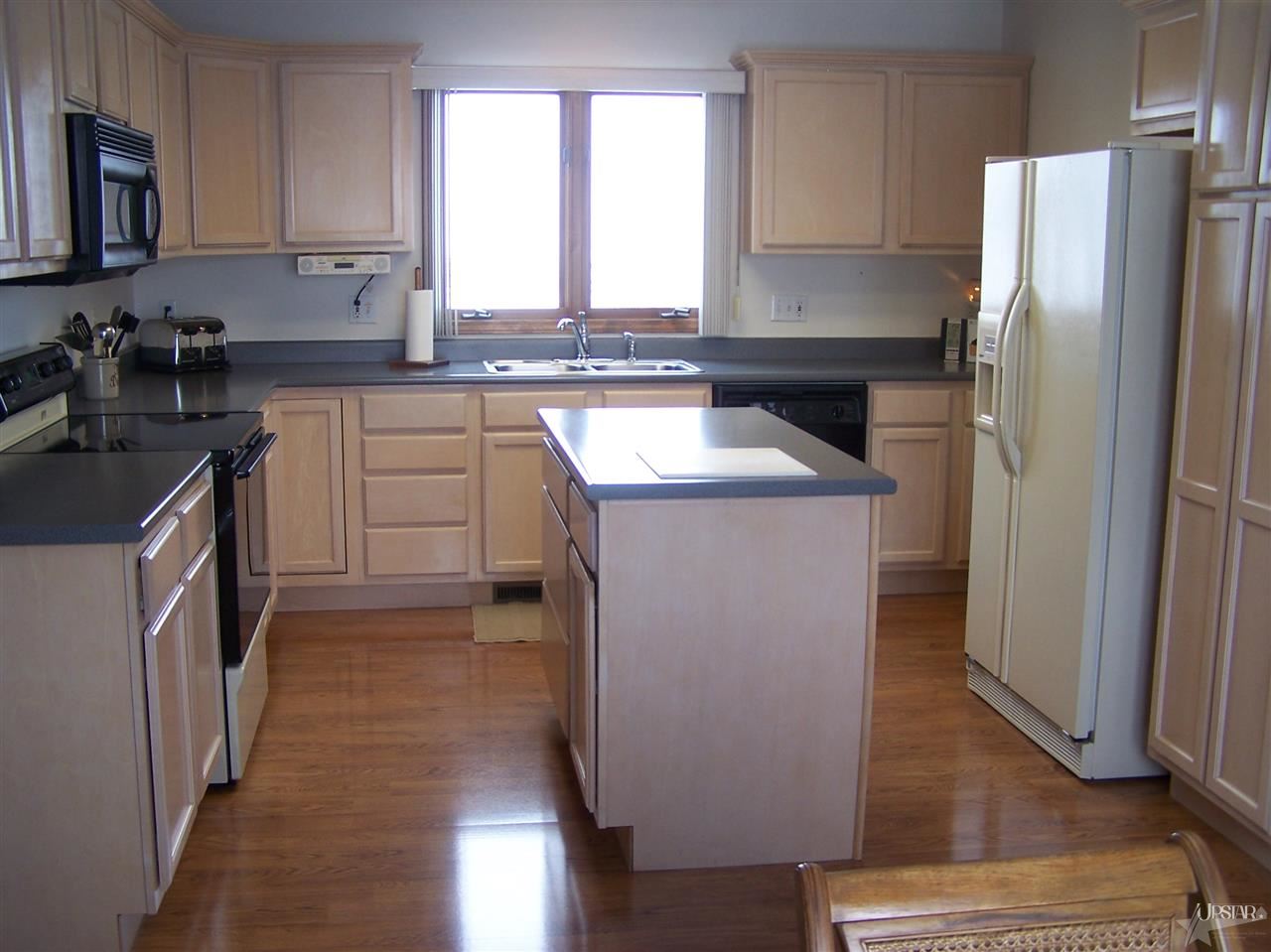 7520 Winters Road Fort Wayne, IN 46809 - Photo 2 of 25