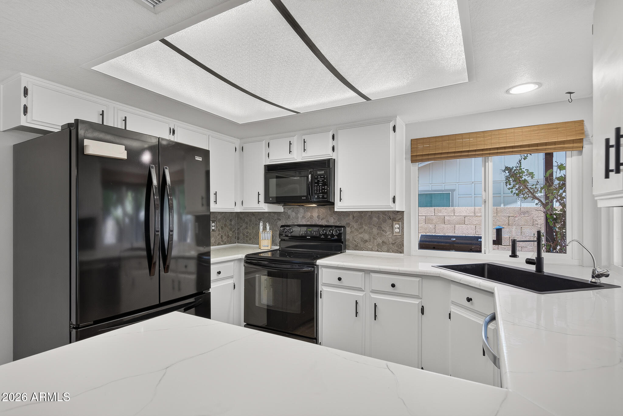6626 West Phelps Road Glendale, AZ 85306 - Photo 10 of 34