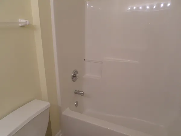 $2,600 | 652 North Hidden Prairie Court, Palatine, IL 60067