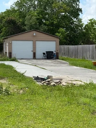$334,900 | 7 North Pine Road, Texas City, TX 77591