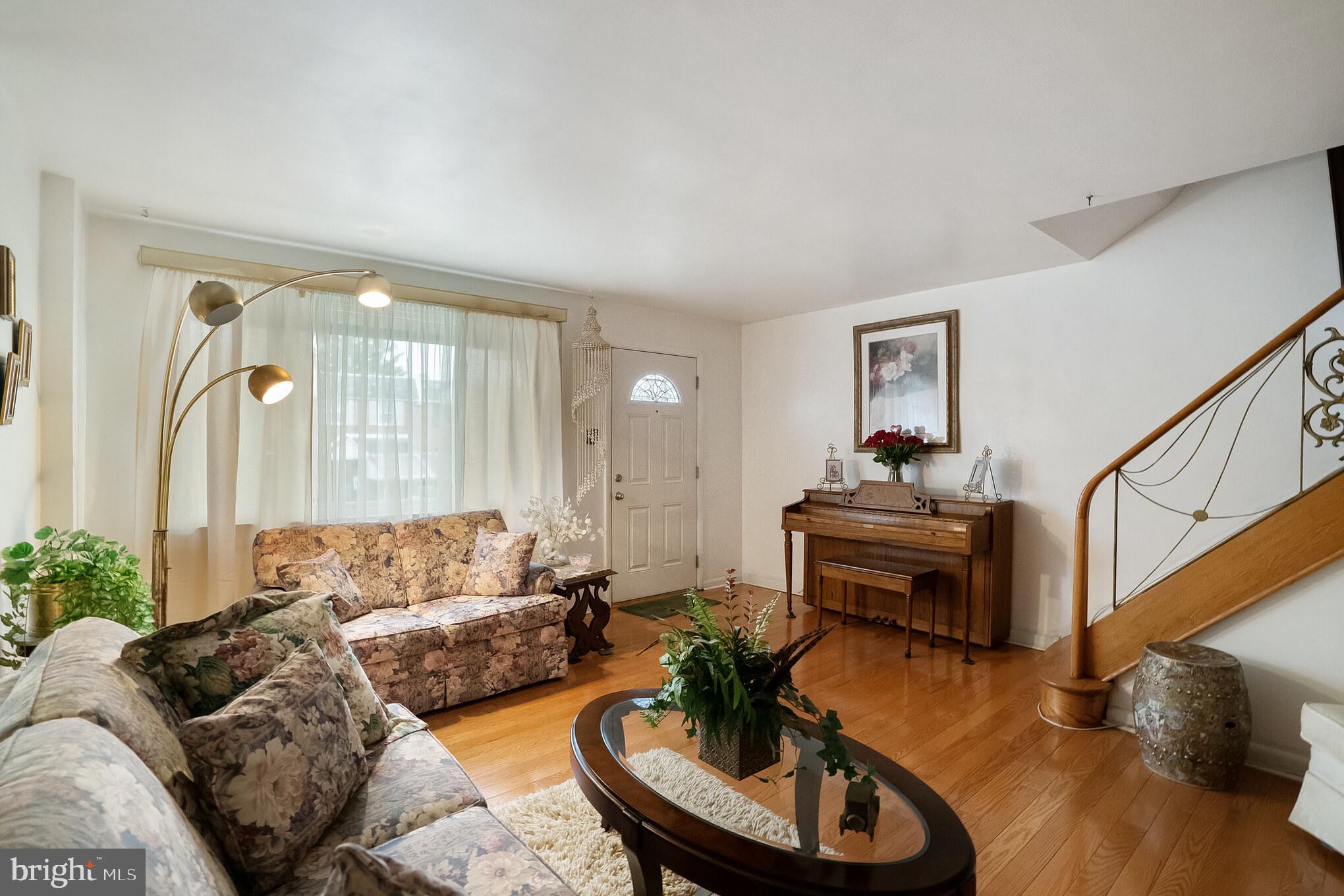 8631 Rugby Street Philadelphia, PA 19150 - Photo 3 of 18 Gallery Image 3