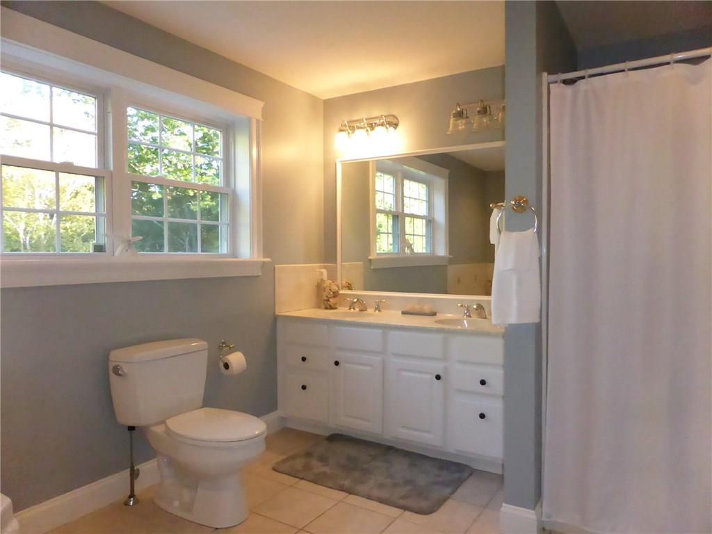 21 Brookdale Road Gorham, ME 04038 - Photo 16 of 28 Master Bath