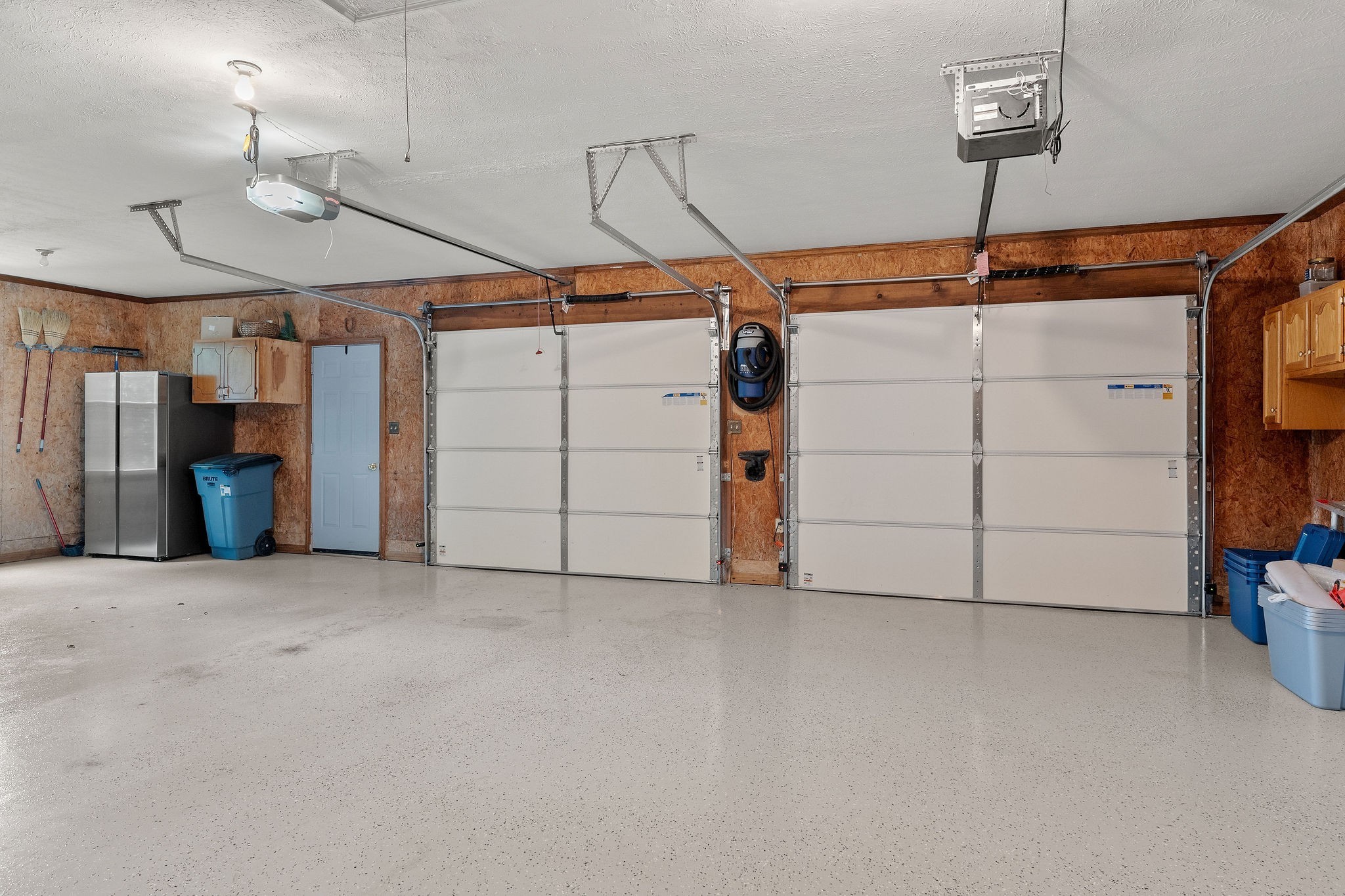 3579 Hilham Road Cookeville, TN 38506 - Photo 33 of 43 a view of a garage