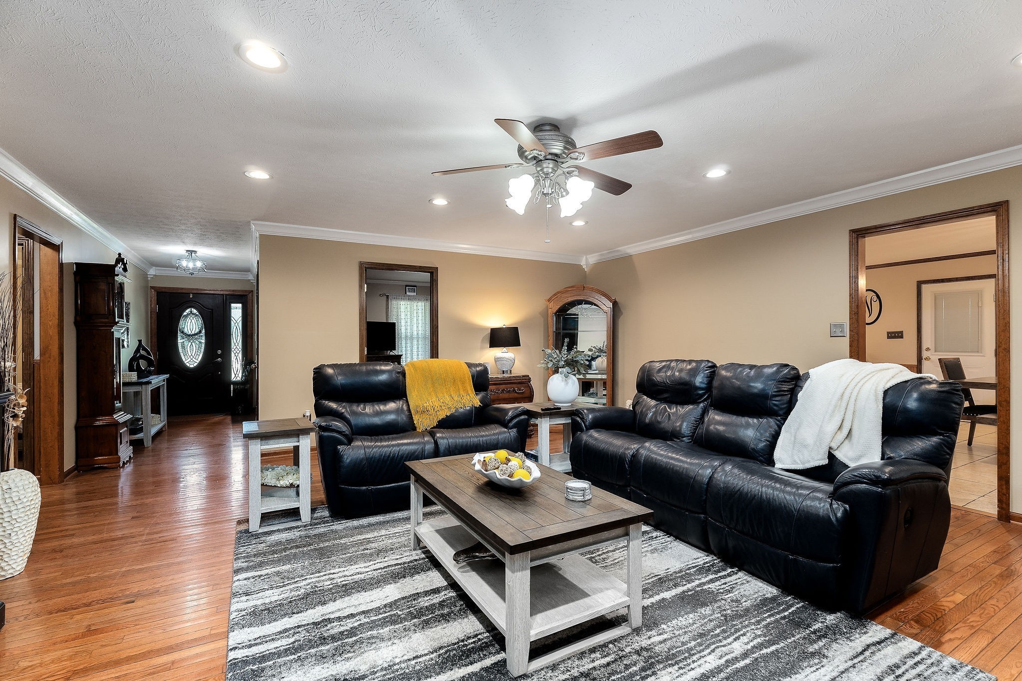 3579 Hilham Road Cookeville, TN 38506 - Photo 4 of 43 a living room with furniture