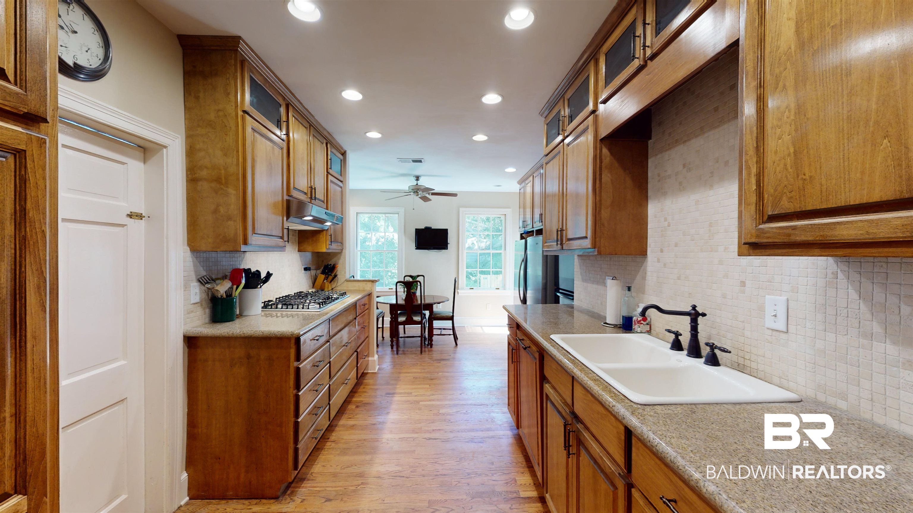 57 Williams Court Mobile, AL 36606 - Photo 4 of 38 Gallery Image 4