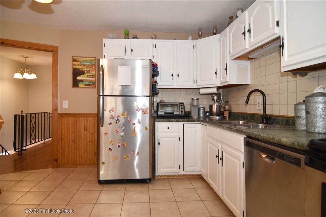 77 Phillips Street Woonsocket, RI 02895 - Photo 8 of 20
