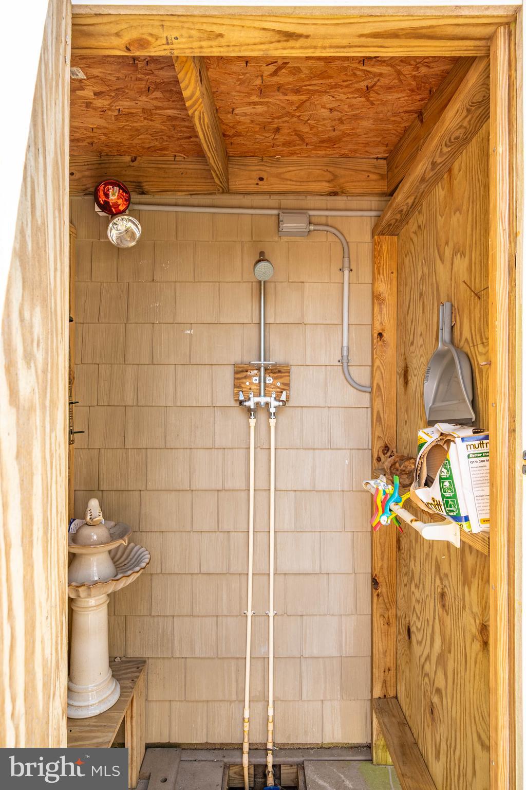 104 Bering Road Ocean City, MD 21842 - Photo 66 of 83 Ground level - outside shower