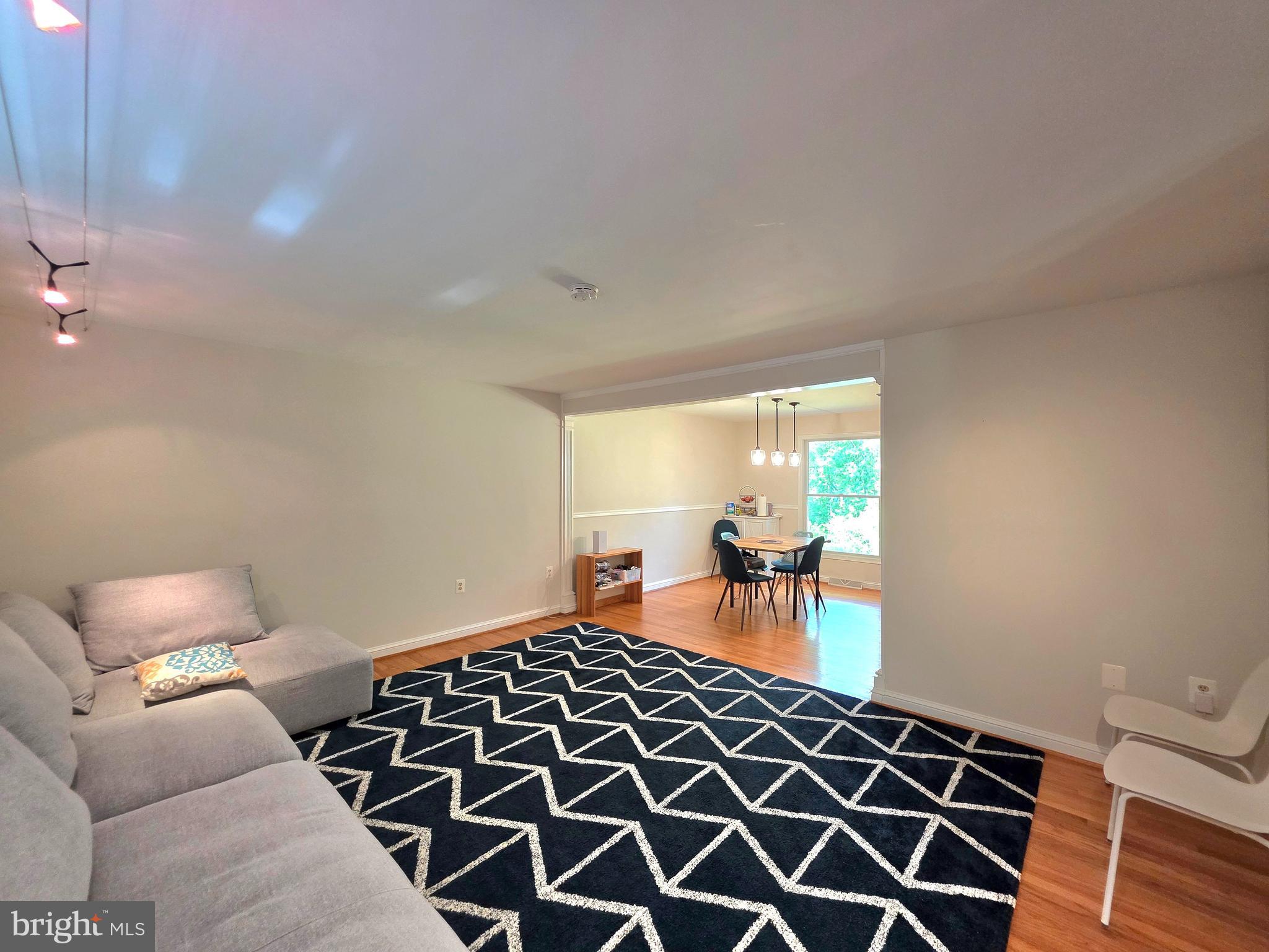 10930 Howland Drive Reston, VA 20191 - Photo 3 of 36
