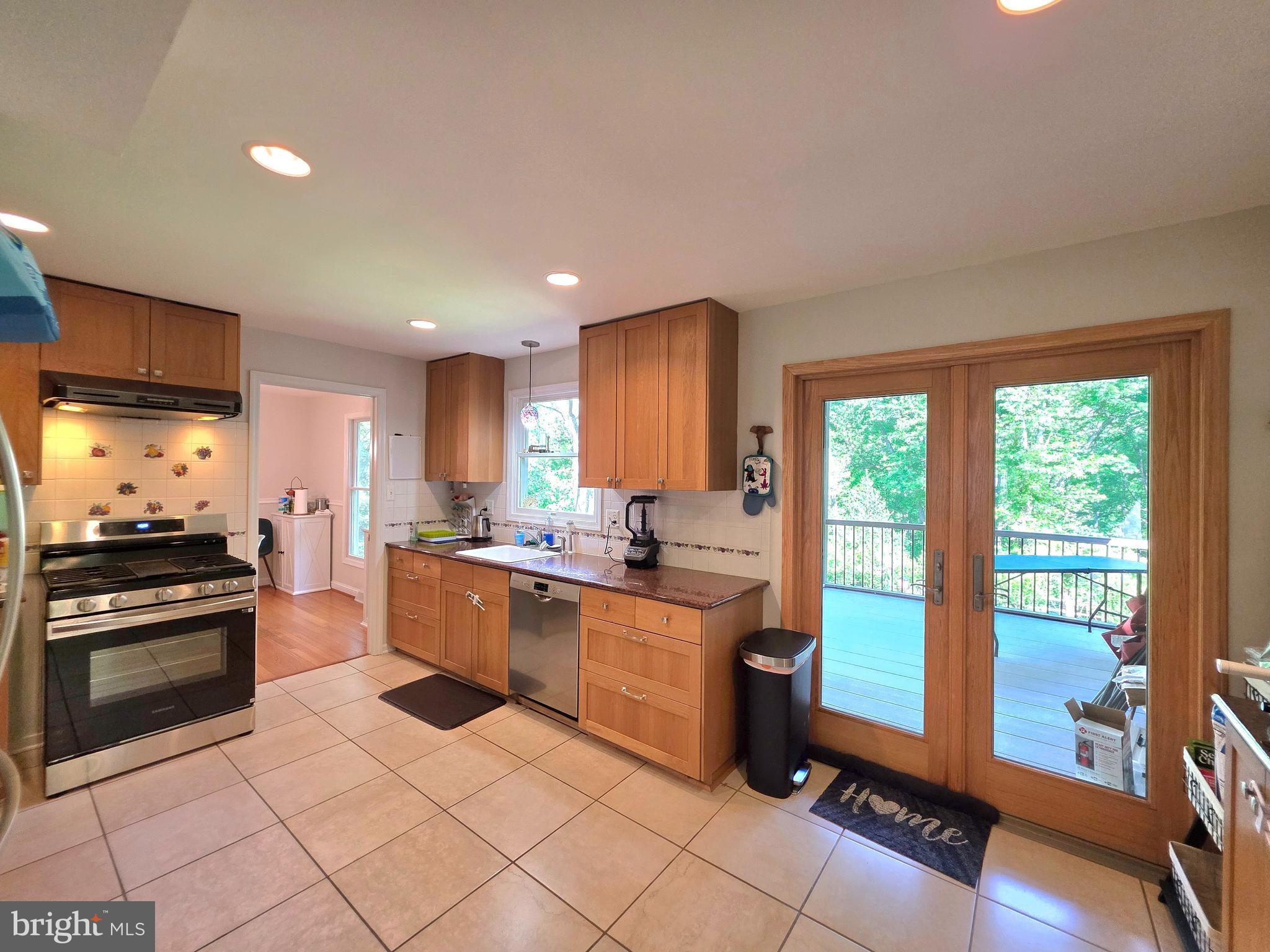 10930 Howland Drive Reston, VA 20191 - Photo 8 of 36