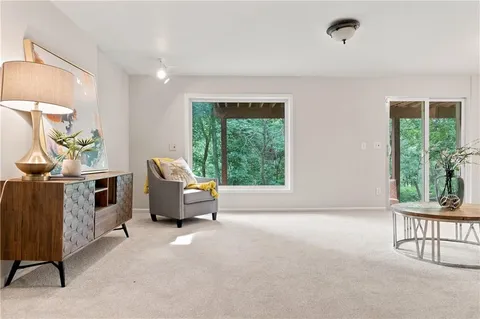 $525,000 | 7905 Mullen Road, Lenexa, KS 66215