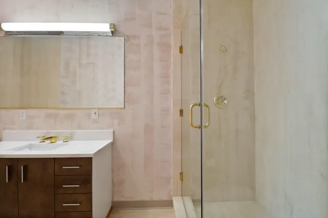 $1,599,000 | 8692 East 200 South, Knox, IN 46534