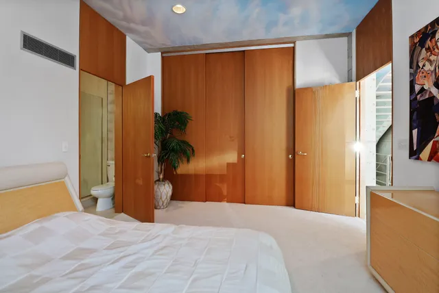 $1,599,000 | 8692 East 200 South, Knox, IN 46534