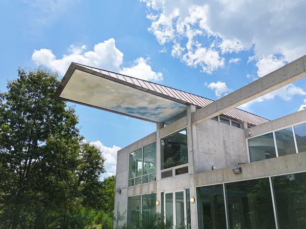 $1,599,000 | 8692 East 200 South, Knox, IN 46534