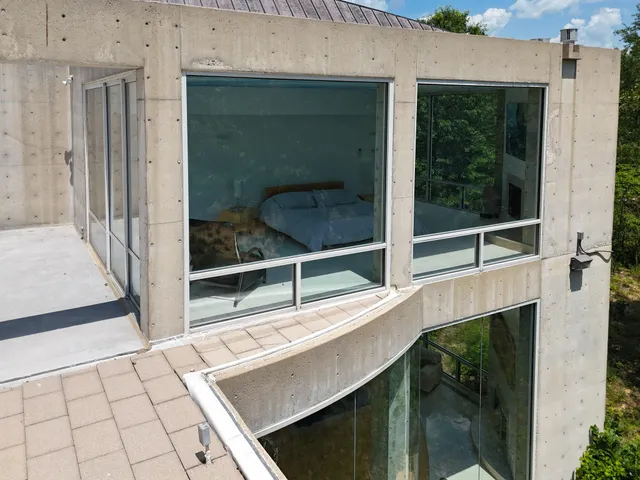 $1,599,000 | 8692 East 200 South, Knox, IN 46534