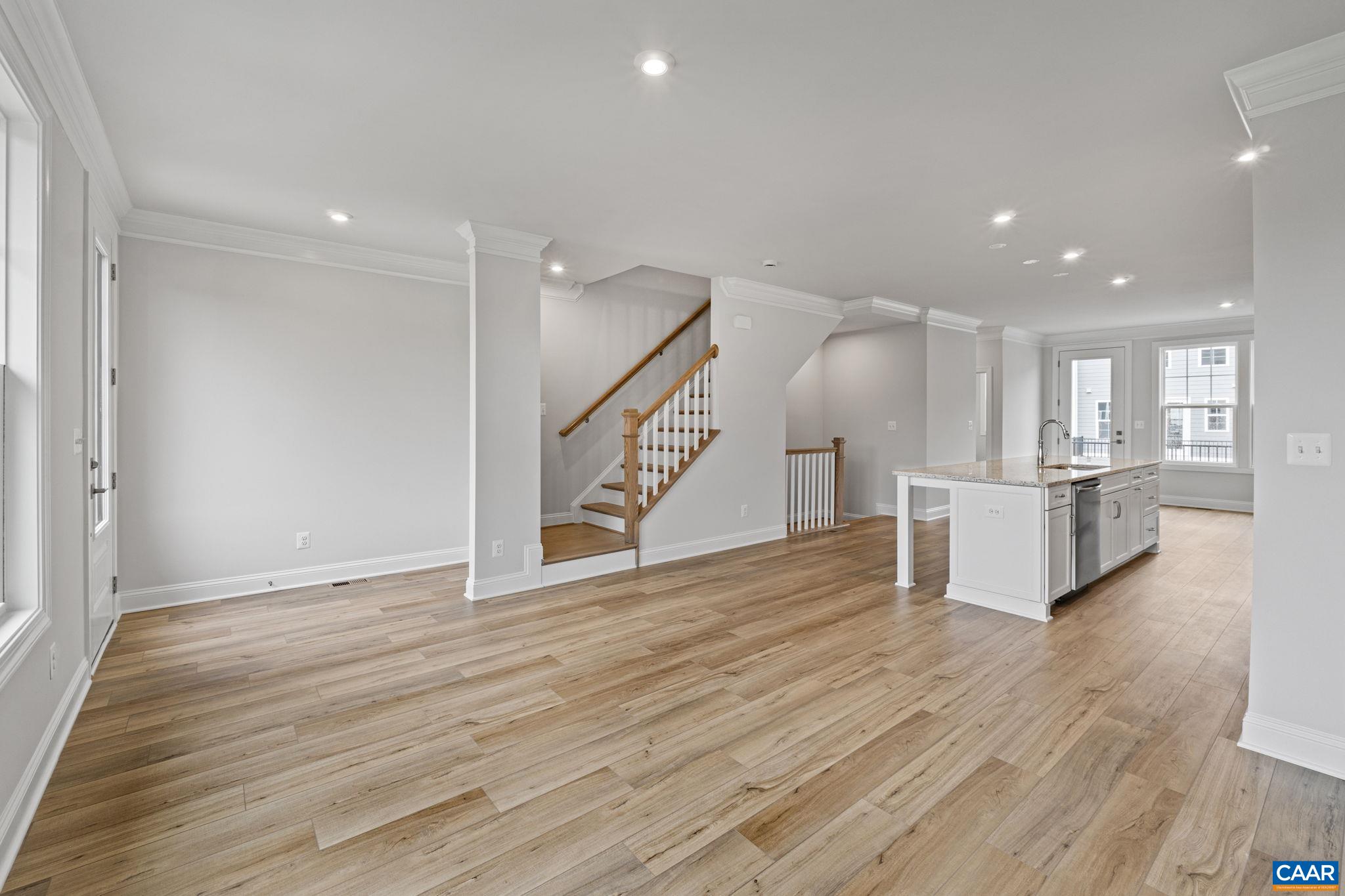 2203 Woodburn Road Charlottesville, VA 22901 - Photo 6 of 40 Gallery Image 6