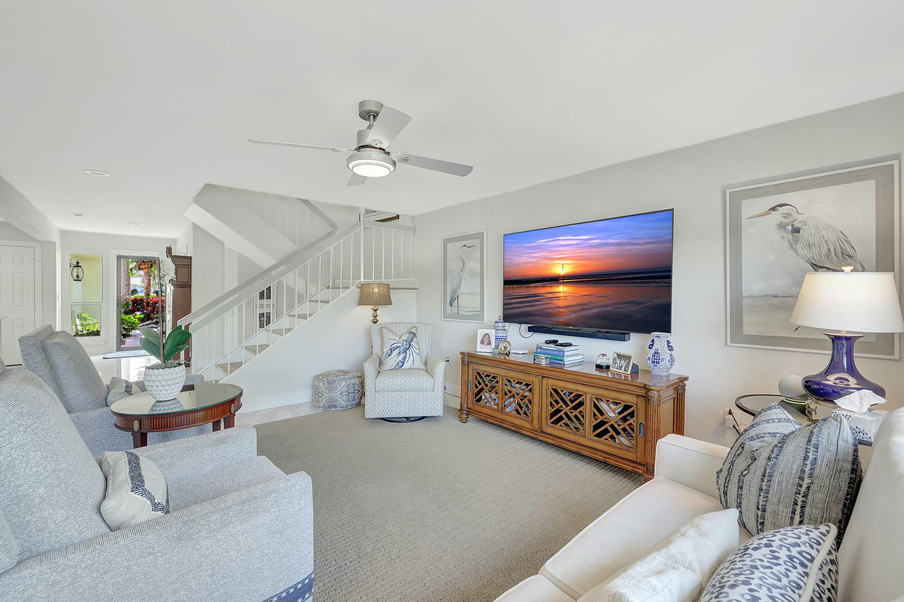 5617 Southeast Foxcross Place Stuart, FL 34997 - Photo 12 of 34 tempImageN5n19r