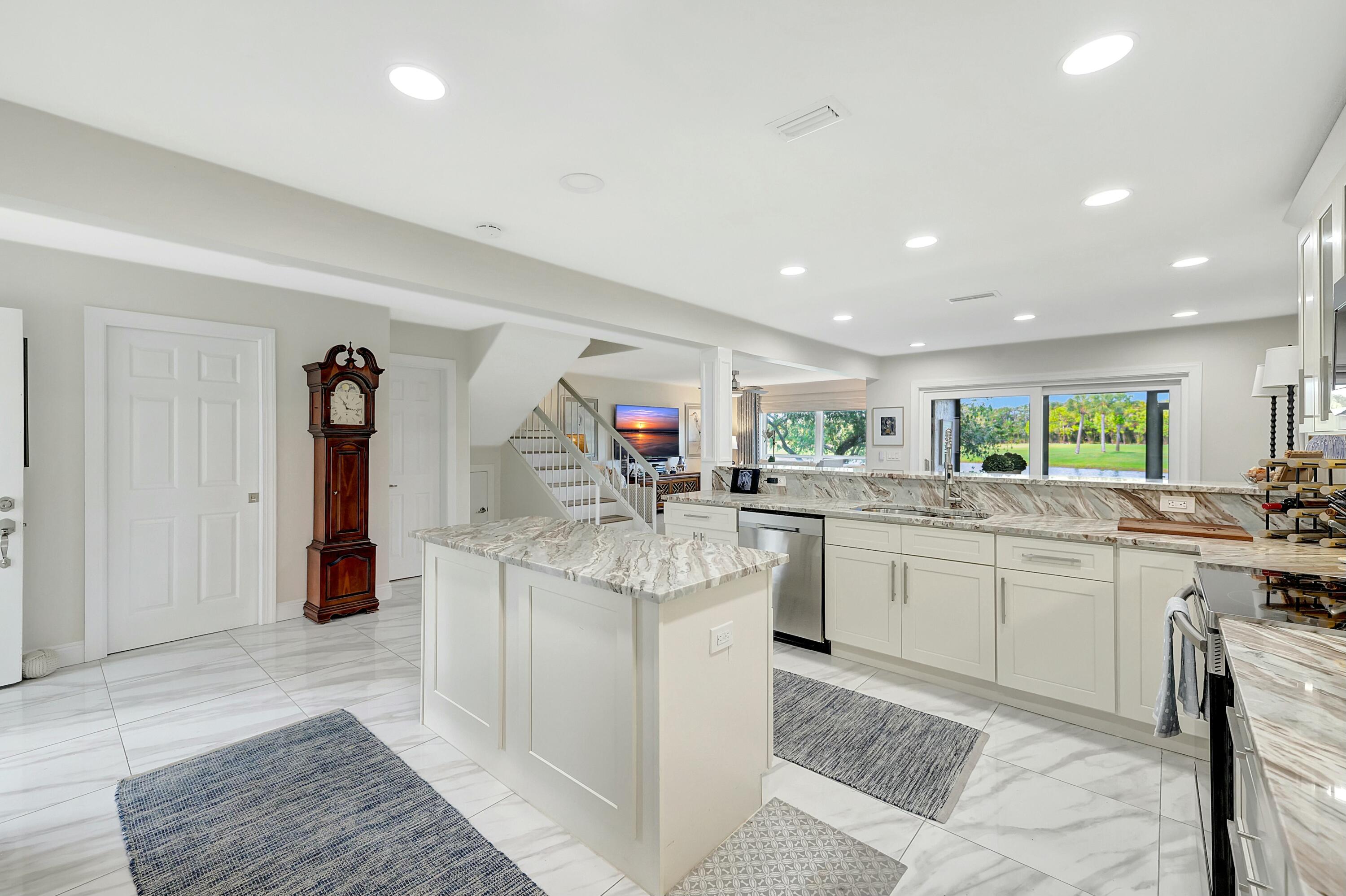 5617 Southeast Foxcross Place Stuart, FL 34997 - Photo 5 of 34 tempImagegQHXMI