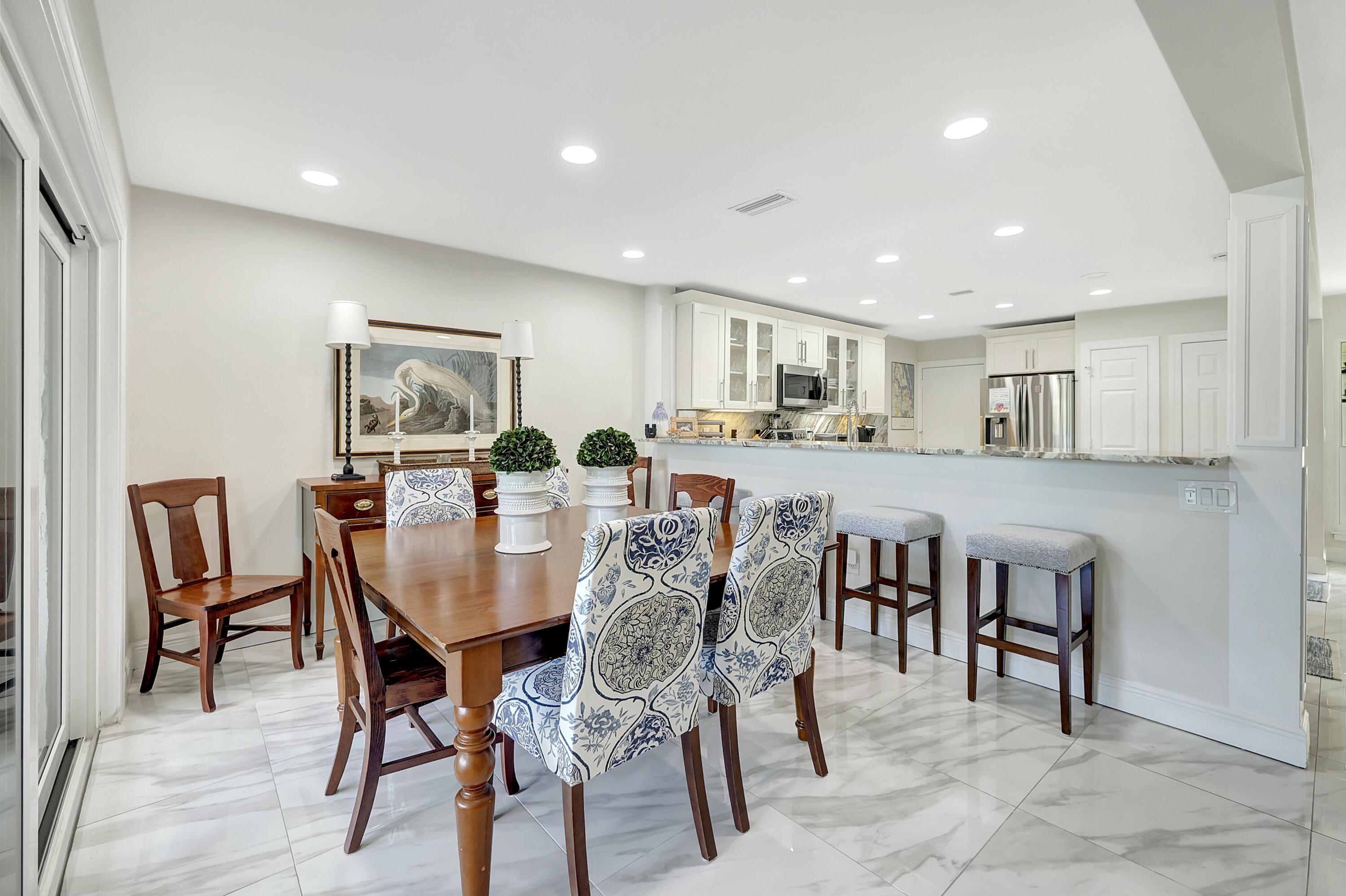 5617 Southeast Foxcross Place Stuart, FL 34997 - Photo 7 of 34 tempImageaDrYn5