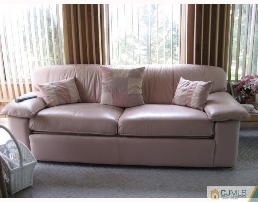 702 A Croydon Road Monroe Township, NJ 08831 - Photo 8 of 8 Gallery Image 8