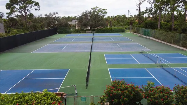 a view of a tennis court