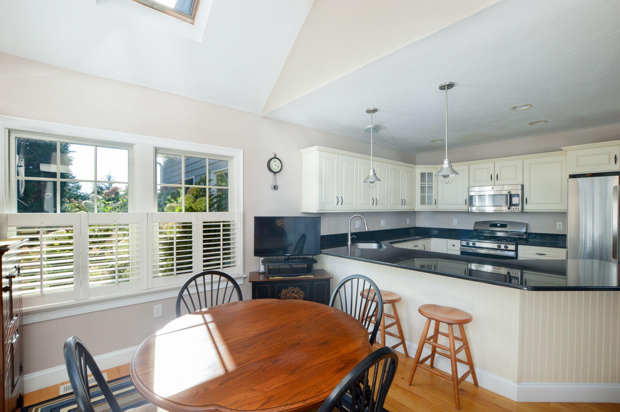 48 Taurus Drive Mashpee, MA 02649 - Photo 11 of 33 19-web-or-mls-DSC_0632 copy