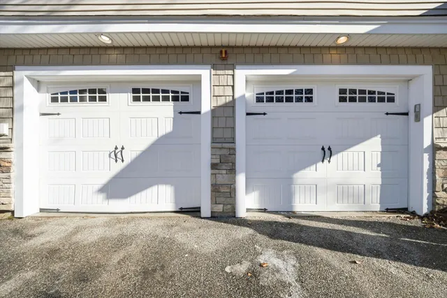 $499,900 | 2 Manor Drive, Unit D, Hooksett, NH 03106