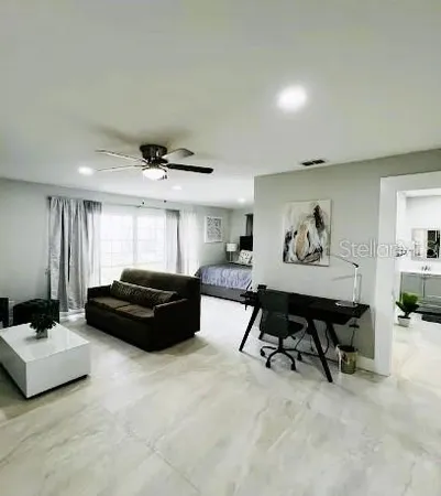 $565,000 | 15618 Highway 301, Hawthorne, FL 32640