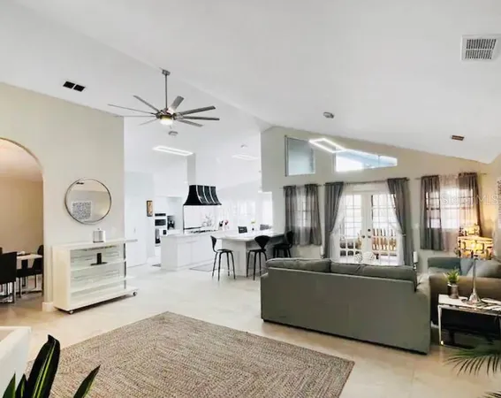 $565,000 | 15618 Highway 301, Hawthorne, FL 32640